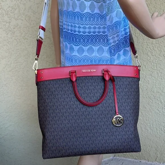 Michael Kors Travel Large NS Tote - Picture 13 of 16